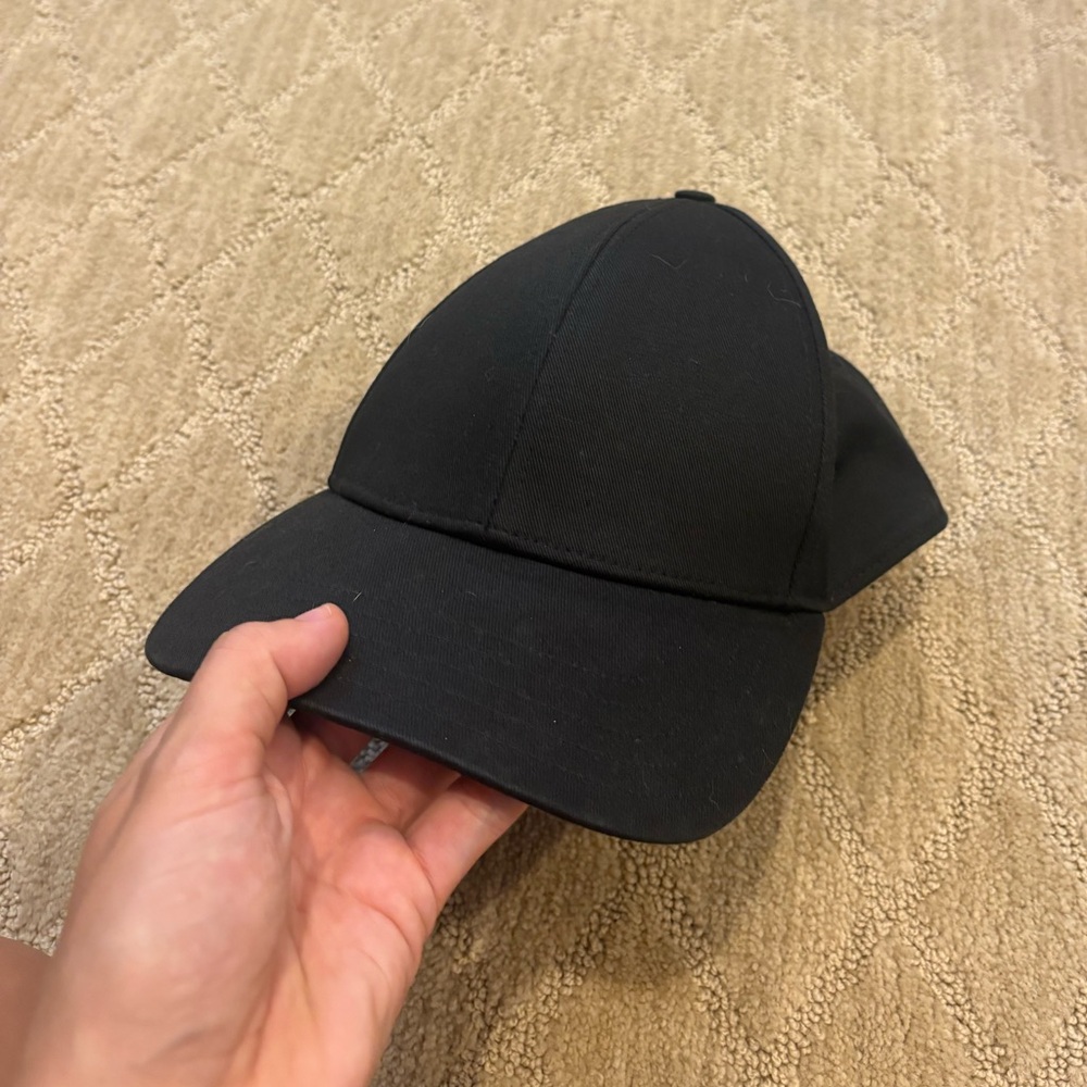 Aritzia Baseball Cap